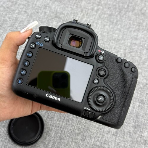 Canon eos mark iii full - canon,